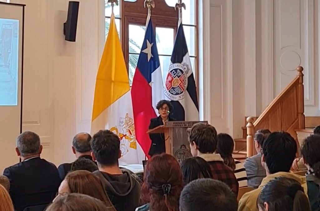 Instituto de Historia inauguró el año académico 2024 con la presencia de la Dra. Yéssica González